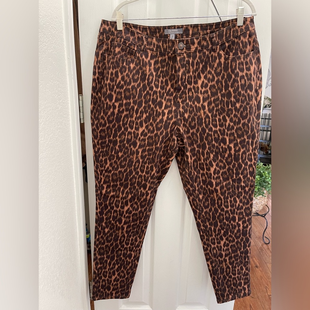 QVC Lisa Rinna Collection Leopard Print Skinny Jeans - Picture 2 of 11